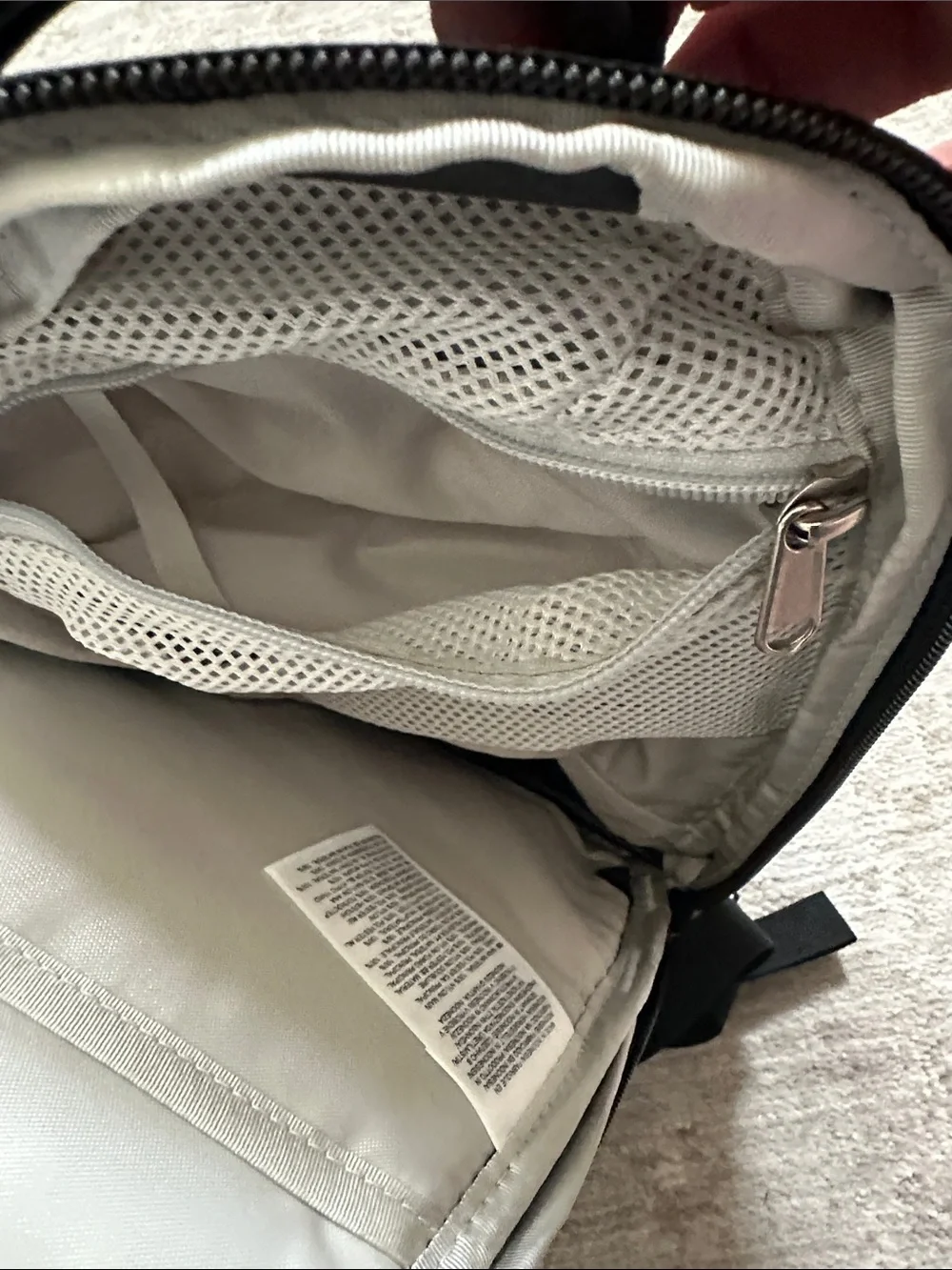 The North Face Borealis Sling Crossbody Bag. Black. NWT’s. 6 liter.